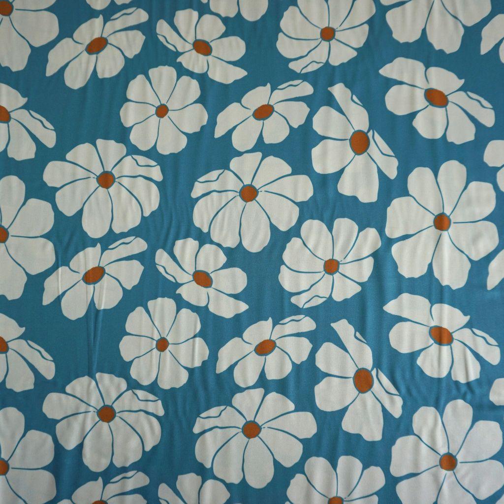 Viskose Twill Margeriten hellblau weiß - Light and Lush